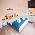 Lovely 3 Bedroom In 65m2 - Sd23n *