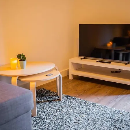 Lovely 3 Bedroom In 65m2 - Sd23n *